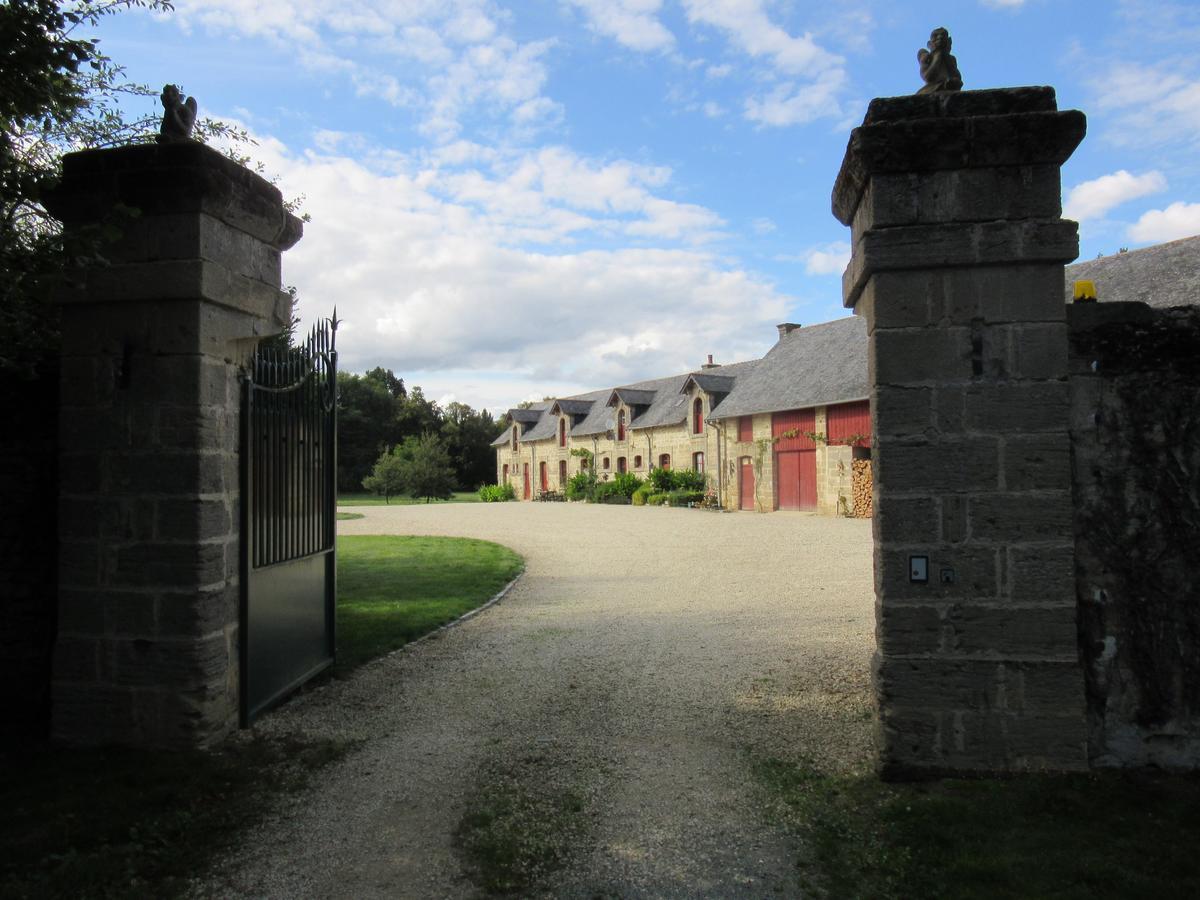 Parc De Launay Bed and Breakfast Louresse-Rochemenier Esterno foto